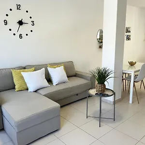 https://edificio-comillas-pb.in-canary-islands.com