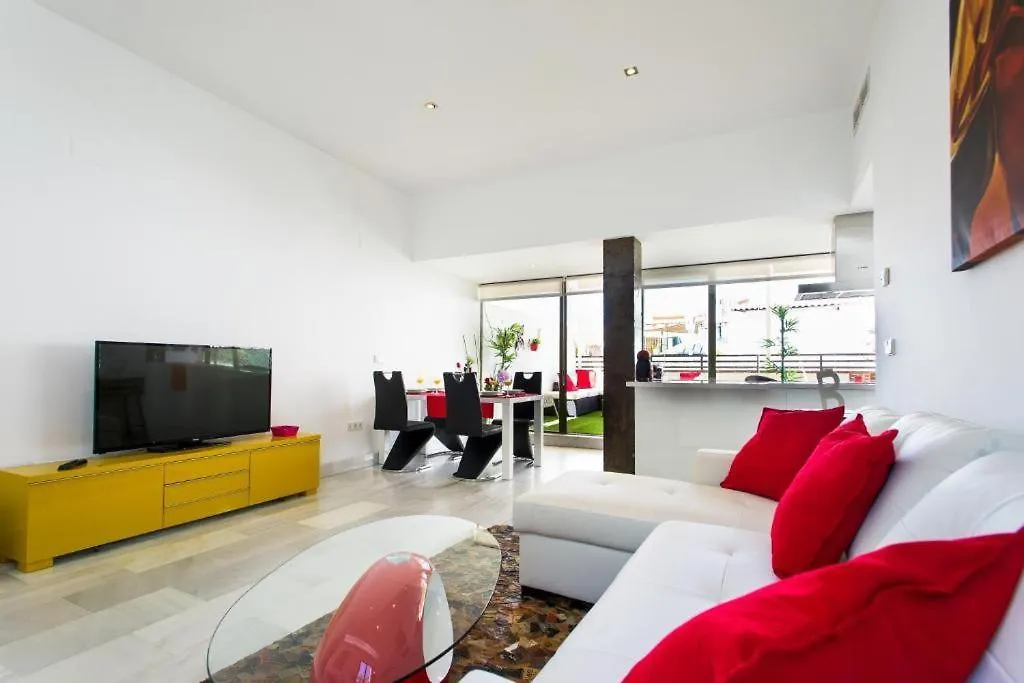 Aticos Magdalena Apartment Seville