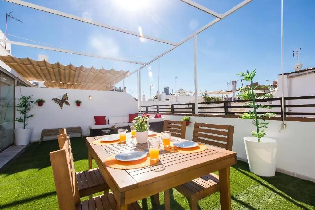 Aticos Magdalena Apartment Seville